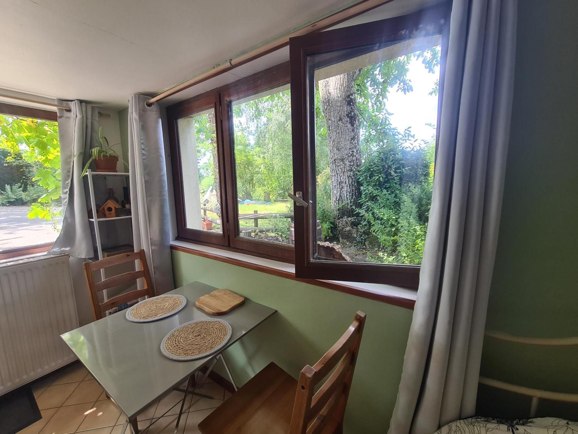 Chambre A La Ferme, Les Vergers Du Muscardin Villa Breel Exterior photo